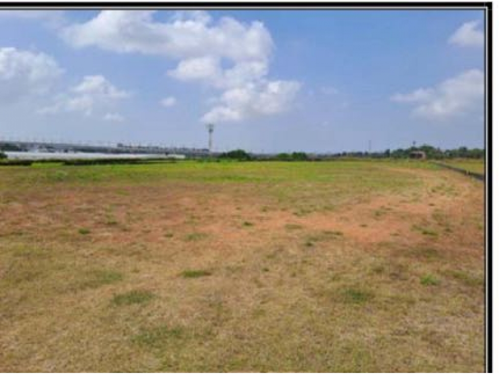 Terreno en venta en zona franca - 2