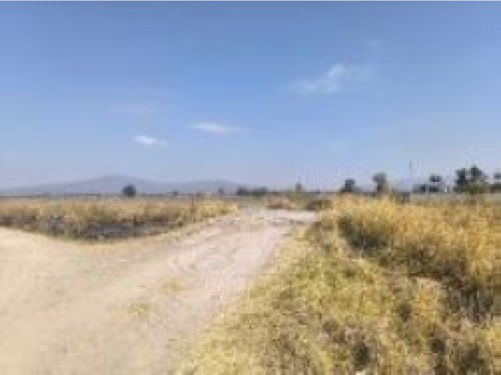 Terreno en Venta - Ex Hacienda San Cristóbal, Acámbaro 1763m² - 2