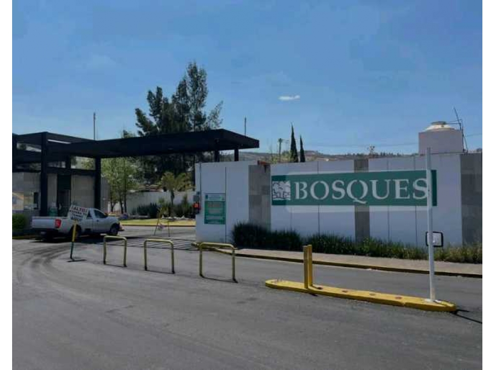 TERRENO EN VENTA FRACCIONAMINETO DE BOSQUES TRES MARIAS — foto 2
