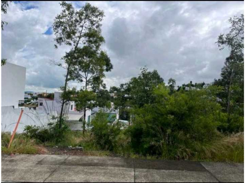 TERRENO EN VENTA FRACCIONAMINETO DE BOSQUES TRES MARIAS — foto 5