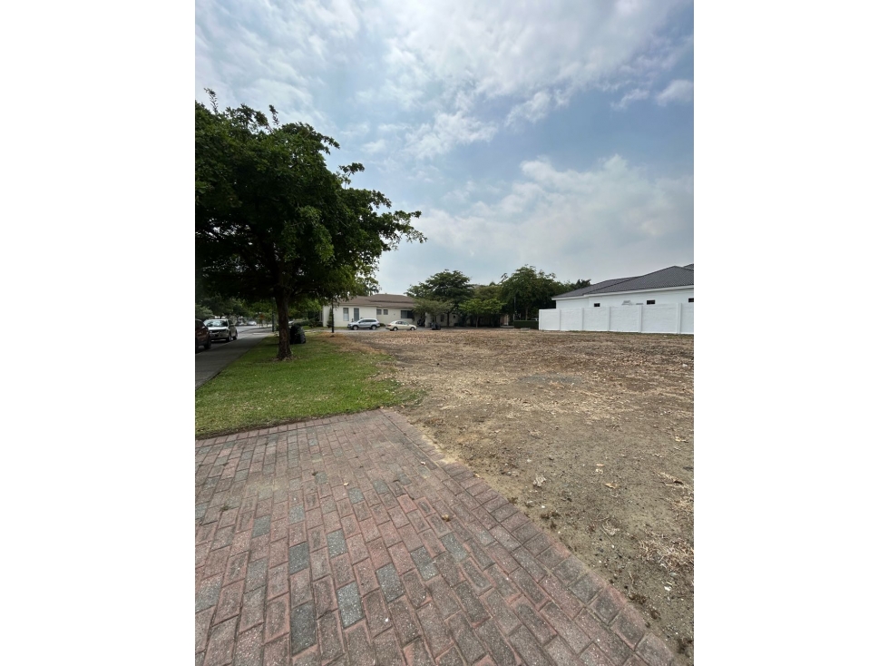 Terreno esquinero - Riberas de Batán — foto 2