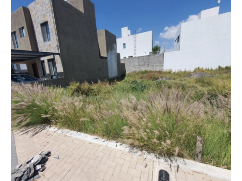 Terreno Habitacional en Venta - Fraccionamiento Flandes, Querétaro - 2