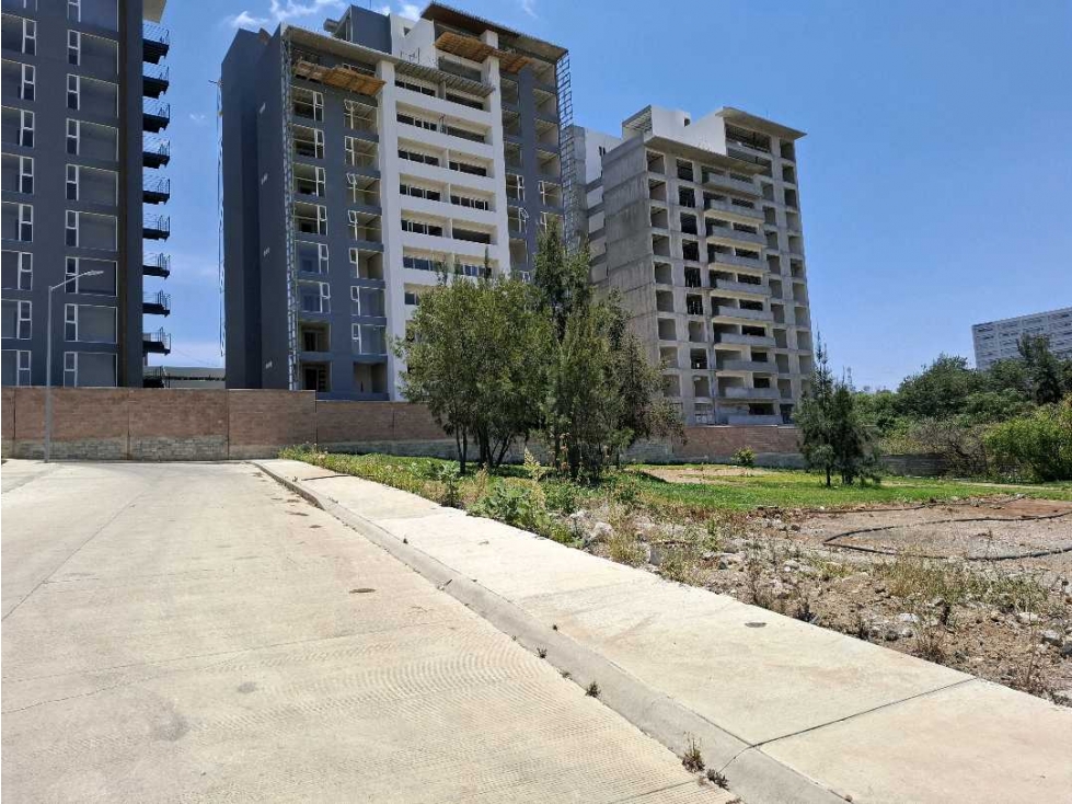 TERRENO RESIDENCIAL ALTHOS POR ZONA DE JUAN PABLO II Y ALTOZANO - 4