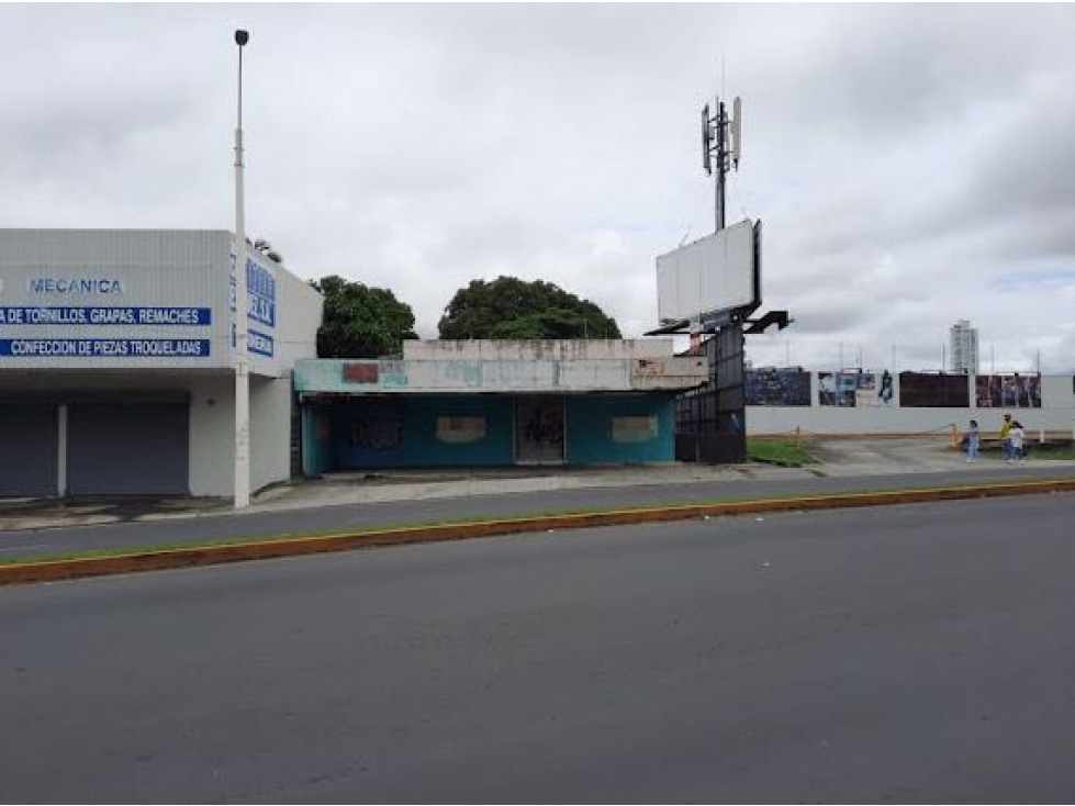 Terreno RM3-C2 en Venta Vía Cincuentenario 837m² $800,000