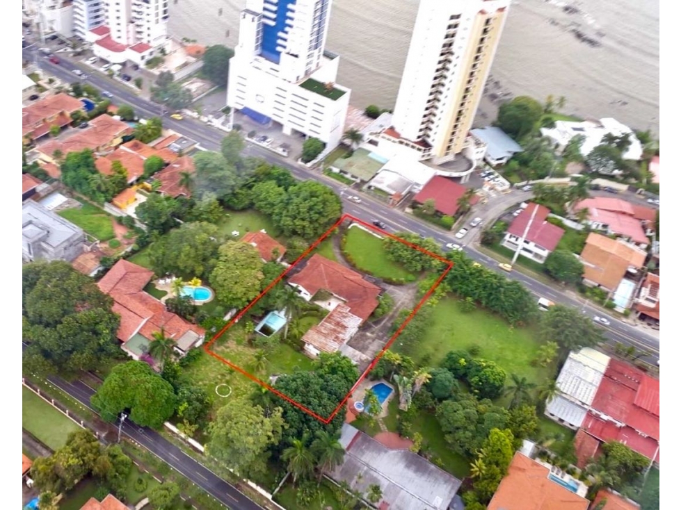 TERRENO -VENTA- AV. CINCUENTENARIO - 1