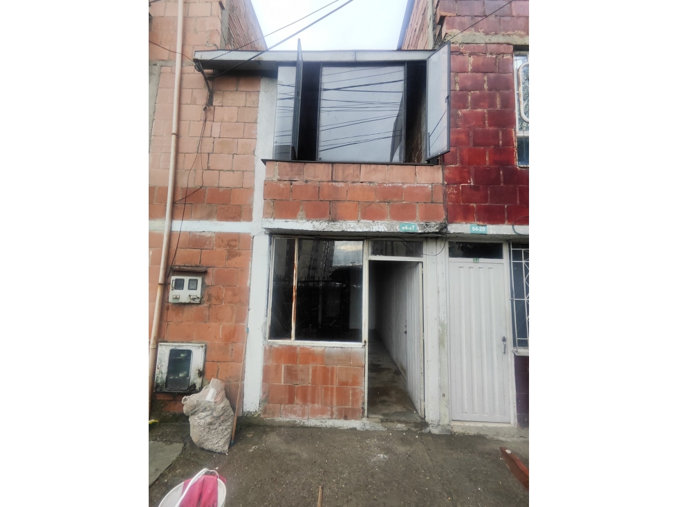 Tierra Buena, Kennedy, Casa venta, obra gris, 2 niveles