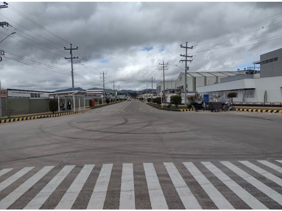 TOCANCIPA ARRIENDO BODEGAS PARQUE EMPRESARIAL - 1