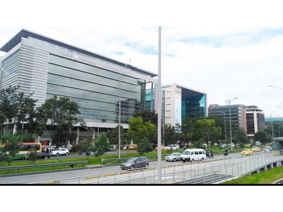TORRE 26 ARRIENDO OFICINA 1.651M2