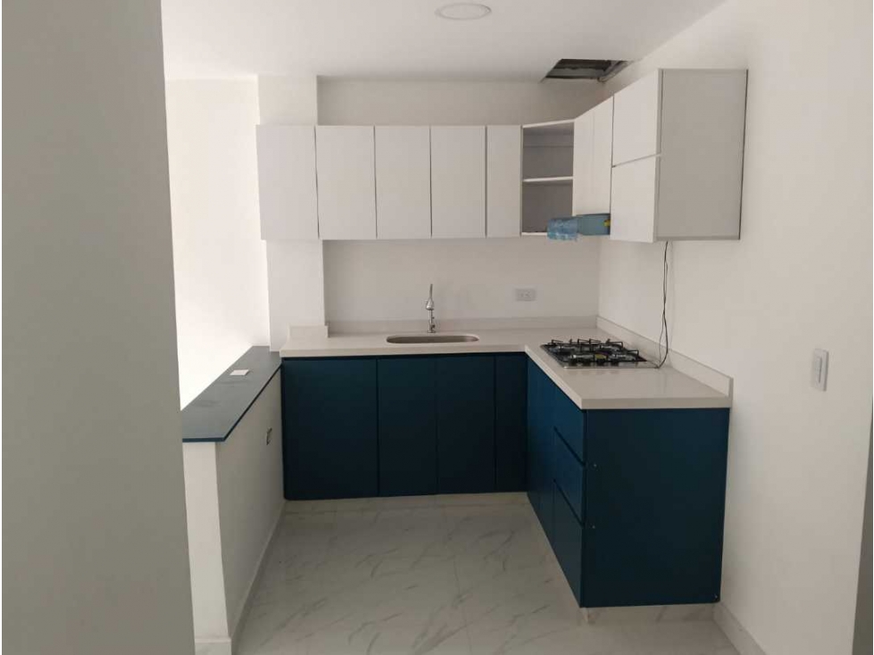 VENTA DE EDIFICIO POBLADO CAMPESTRE TP - 4