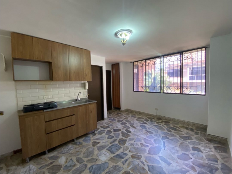 Apartaestudio en arriendo en Cosquitadores Medellín — foto 6