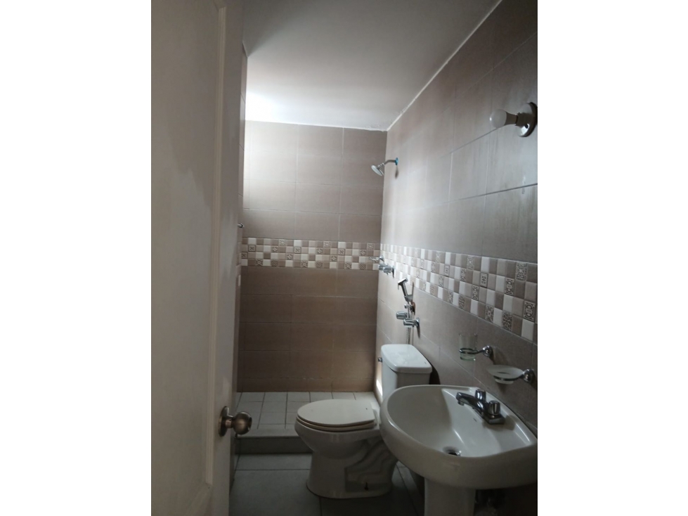Ph Breezes Park | 79 m² | 2 Recámaras | Alquiler $650 para Compr — foto 2