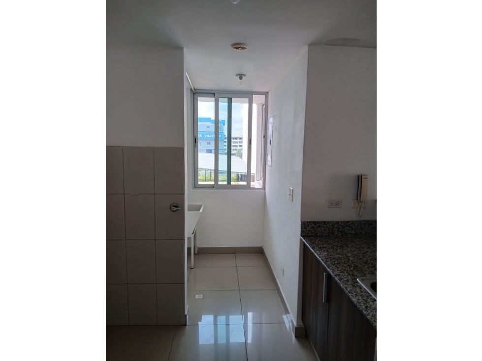 Ph Breezes Park | 79 m² | 2 Recámaras | Alquiler $650 para Compr — foto 3
