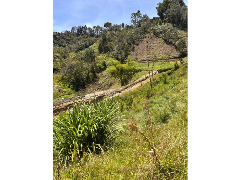 Lote en venta en San Vicente vereda Porvenir, a 10 min del parque — foto 4