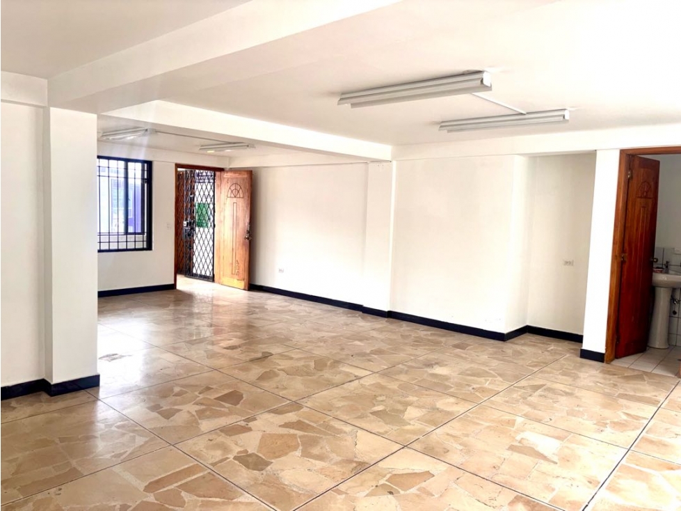 Tumbaco, Oficina / local en renta 60m2 — foto 4