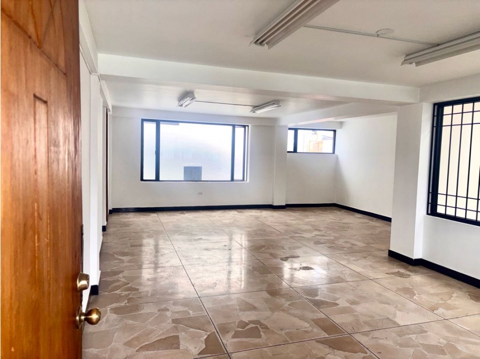 Tumbaco, Oficina / local en renta 60m2 — foto 5