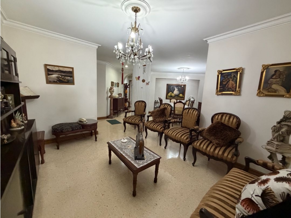 En Laureles! Especial para remodelar! — foto 4