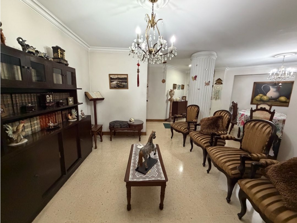 En Laureles! Especial para remodelar! — foto 6