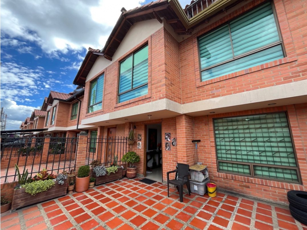 ¡UNICA OPORTUNIDAD CASA PARA VENTA EN COTA UNICO DUEÃO!