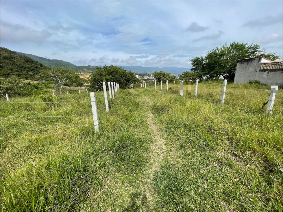 URB TABACHINES DE LA CIUDAD DE OCA A LT MZ J 8 - 3