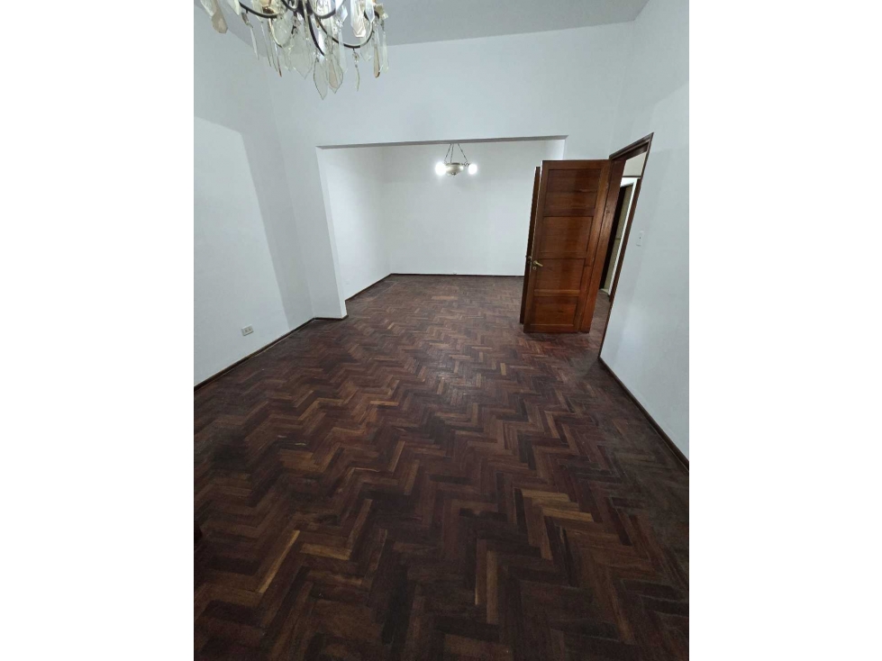 CASA EN VILLA CENTENARIO | 5 DORMITORIOS | PILETA | COCHERA 2 AUTOS — foto 3
