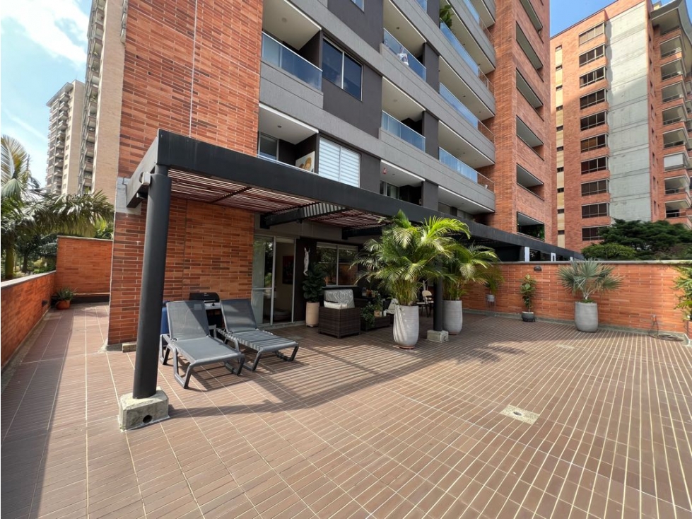 V E N T A | Apartamento en el Poblado sector Linares. Amplia Terraza — foto 4
