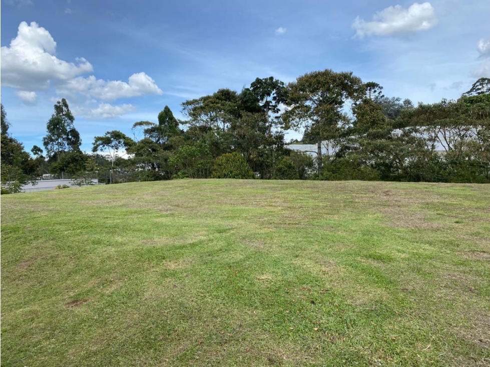 V E N T A | HERMOSO LOTE SECTOR FIZEBAD EL RETIRO