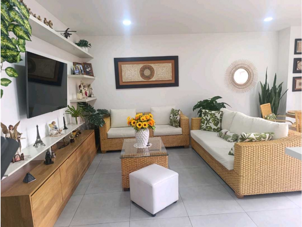 VENTA APARTAMENTO EN LAURELES