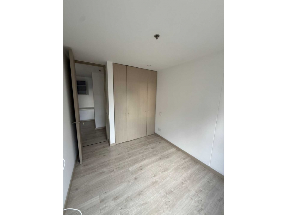Vebta de apartamento en sector Palmas, Medellín — foto 2