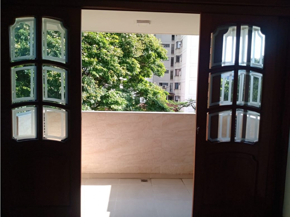 Venta Apartamento prados del Norte Cali (VTL)