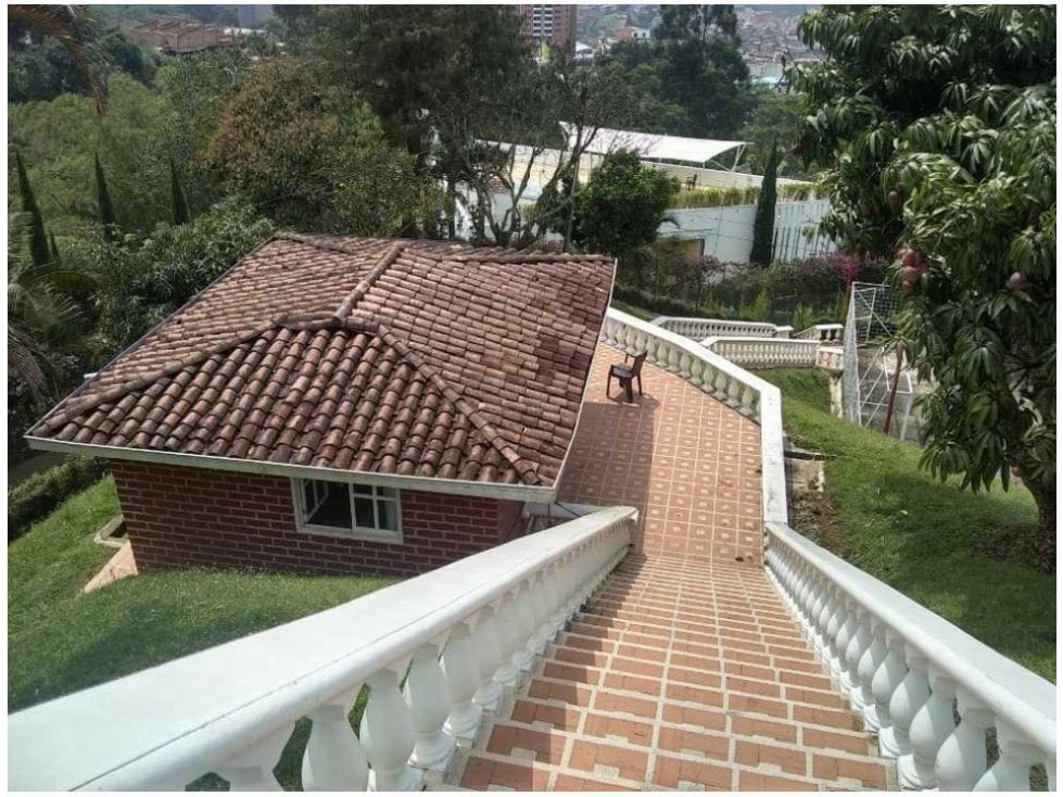 VENCAMBIO FINCA EN ENVIGADO, VEREDA A 7 MINUTOS DEL PARQUE D — foto 5
