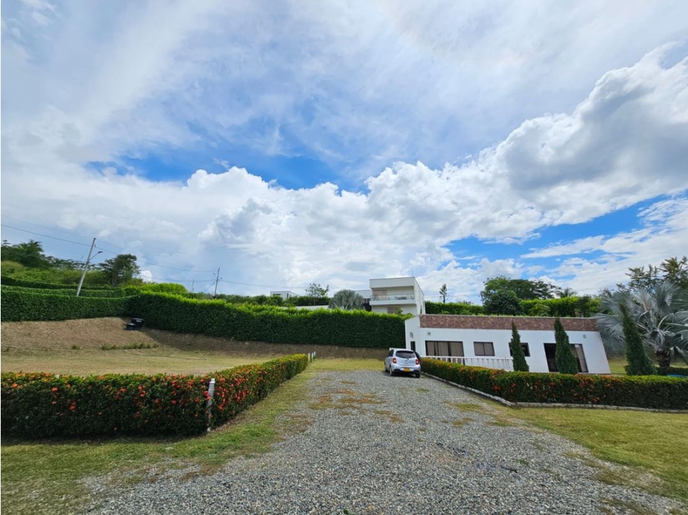 VENCAMBIO FINCA SOPETRAN SECTOR RODEO 200m2 [c]