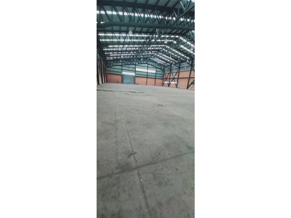 VEND BODEGA PARQUE INDUSTRIAL CELTA SIBERIA CALLE 80 - 1