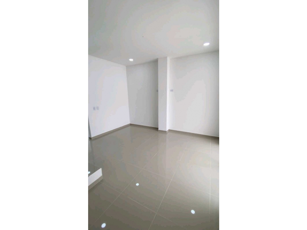 Vende casa en la margen izquierda de Monteria — foto 2