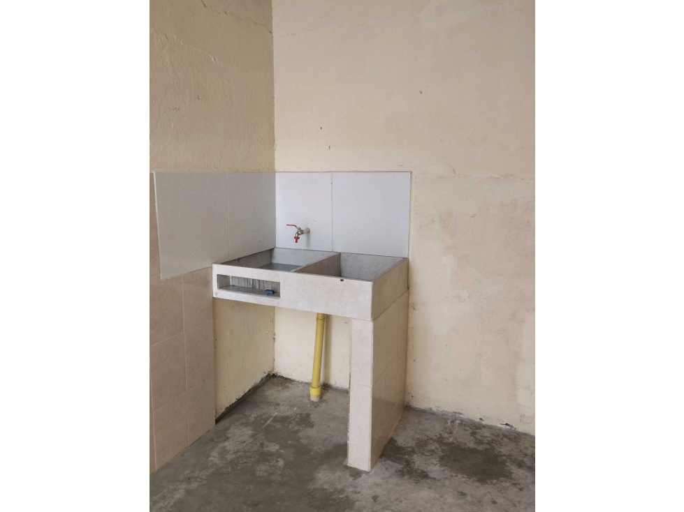 Vende Casa esquinera en el barrio pasatiempo ACABADOS RENOVADOS — foto 6