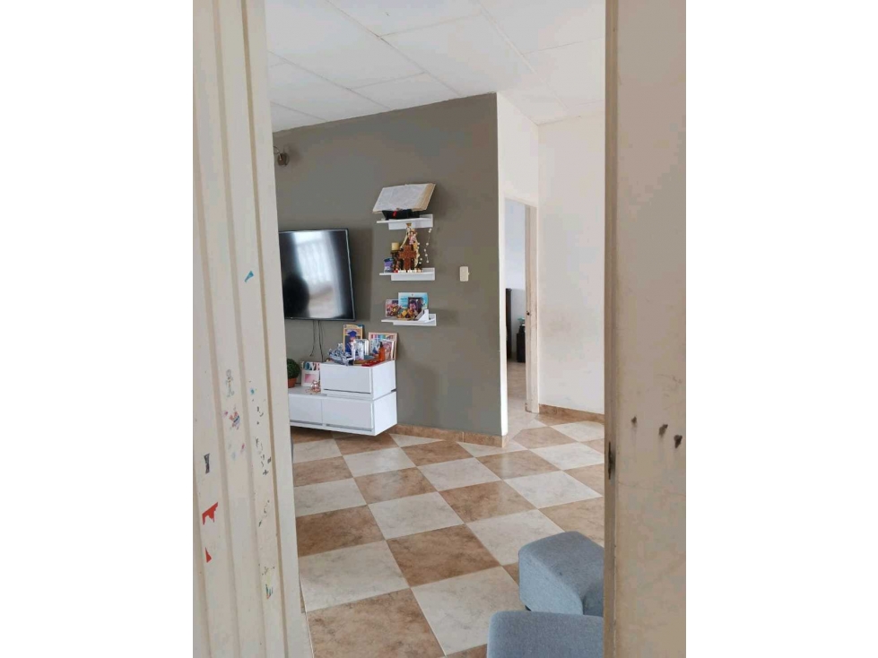 VENDE EDIFICIO DE 3 PISOS EN MONTELIBANO - 4