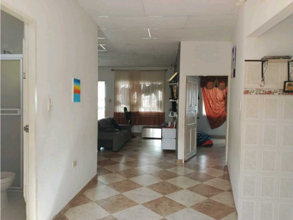 VENDE EDIFICIO DE 3 PISOS EN MONTELIBANO - 6