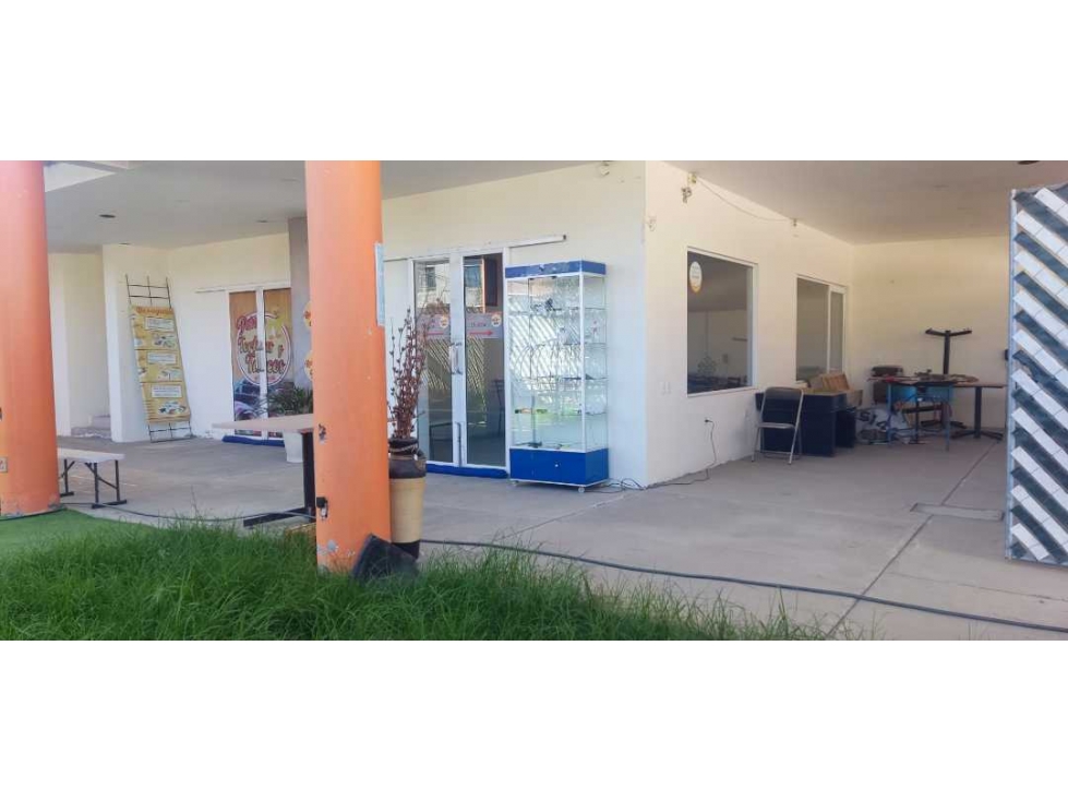 SE VENDE / RENTA EXCELENTE EDIFICIO EN SANTA ANA CHIAUTEMPAN TLAXCALA - 3