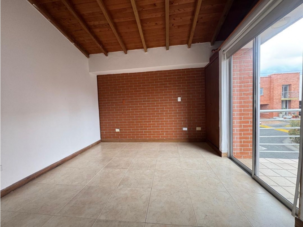 SE VENDE CASA EN LA AVENIDA 19 EN CONJUNTO CERRADO — foto 4