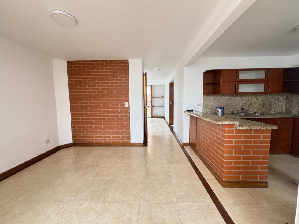 SE VENDE CASA EN LA AVENIDA 19 EN CONJUNTO CERRADO — foto 2