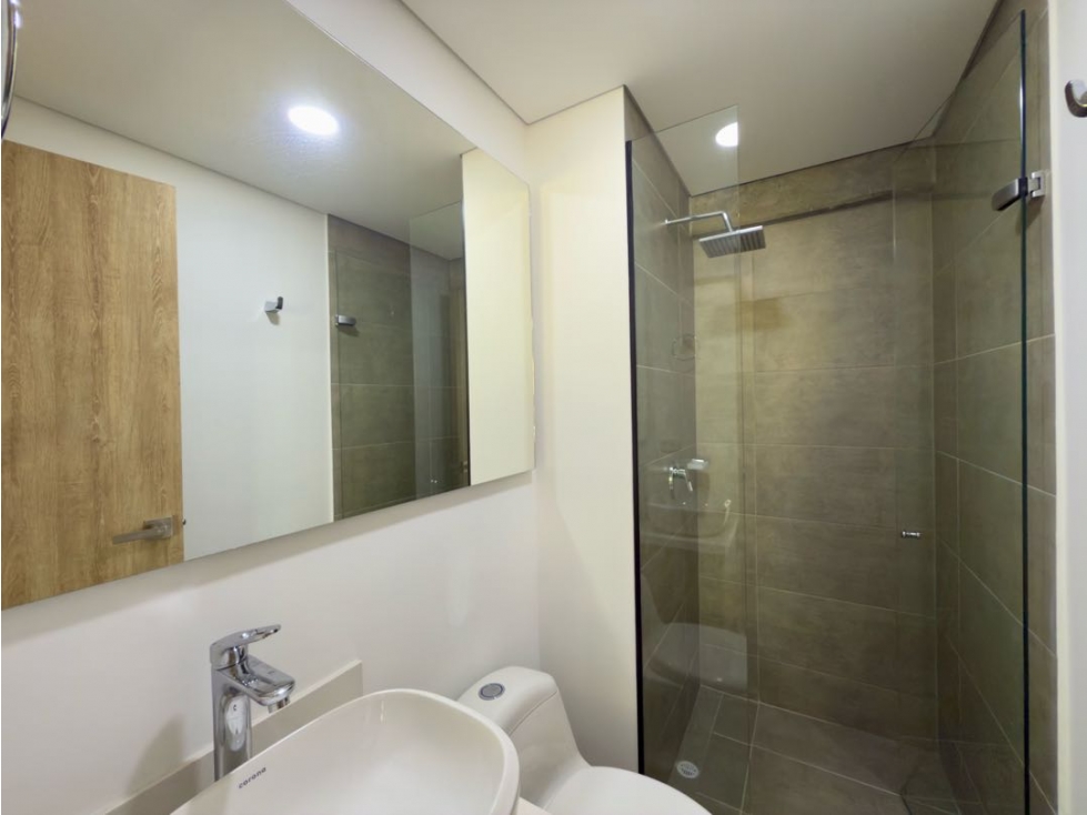 VENDEMOS APARTAESTUDIO TIPO LOFT ACABADO INDUSTRIAL ESTRENAR EL RETIRO — foto 4