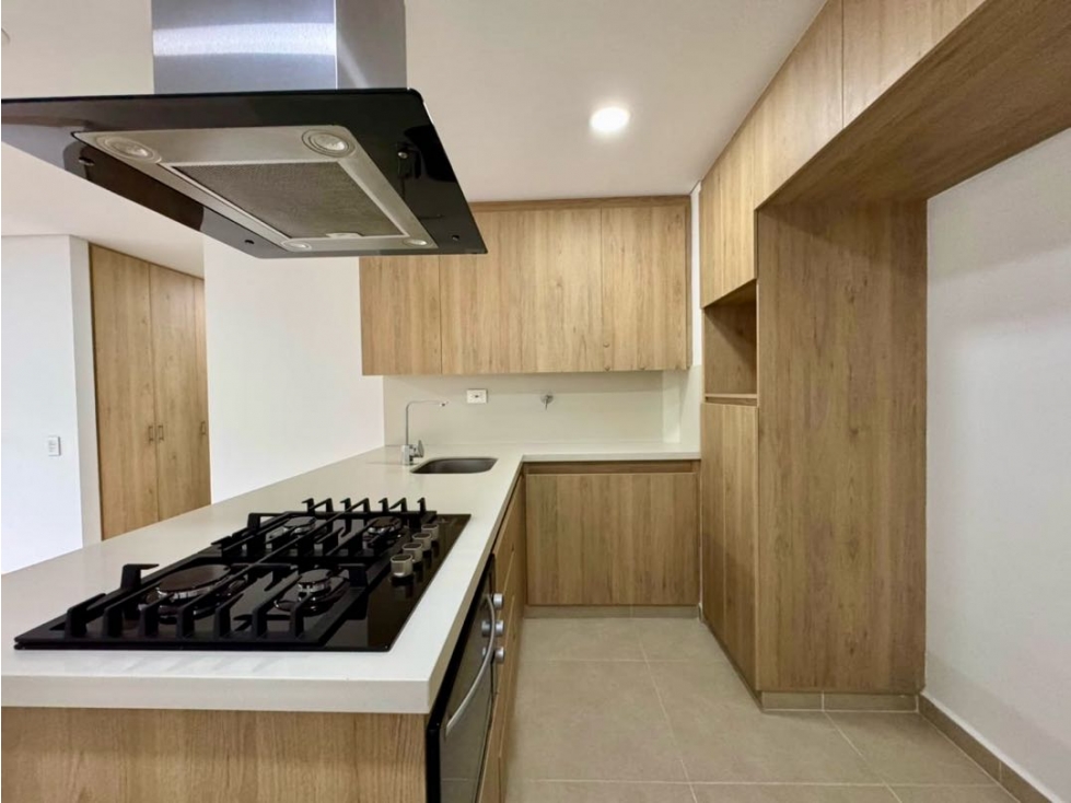 VENDEMOS APARTAMENTO CERCA AL COUNTRY CLUB Y AL TÚNEL — foto 4