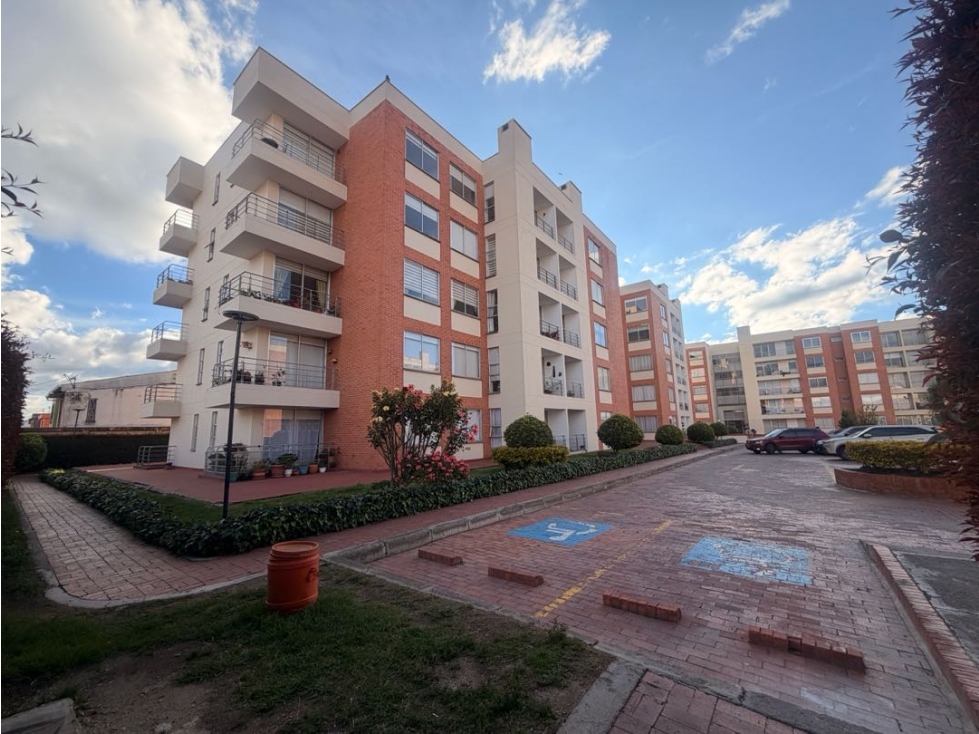 Vendemos Apartamento con doble balcon esquinero en Cajicá.