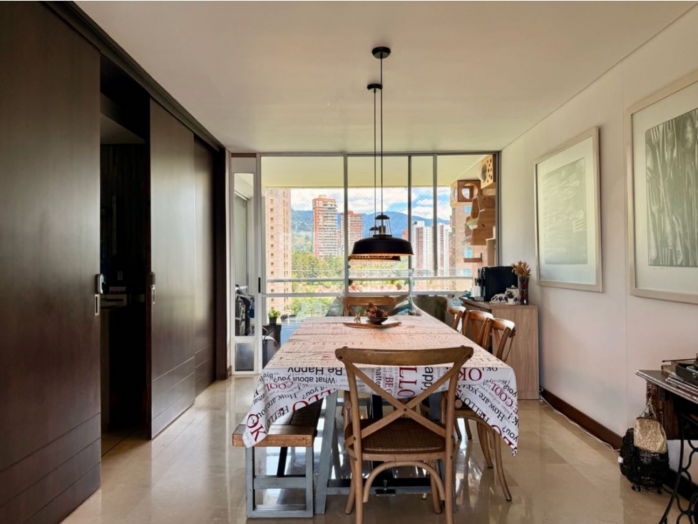 VENDEMOS APARTAMENTO CON SUPER VISTA EN UNIDAD FAMILIAR SECTOR TESORO — foto 3