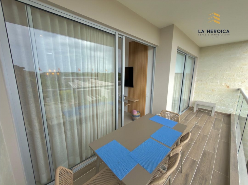VENDEMOS APARTAMENTO EN BAHÍA KRISTAL