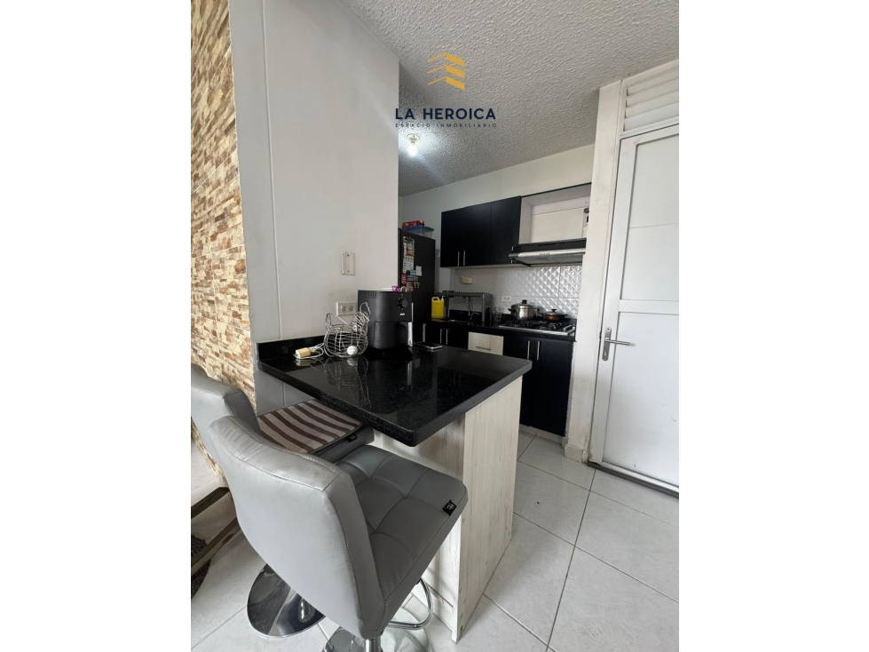 VENDEMOS APARTAMENTO EN CARACOLI -PARQUE HEREDIA-CARTAGENA — foto 6