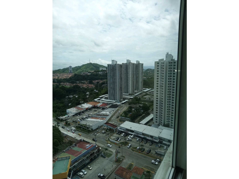 VENTA DE APARTAMENTO EN CONDADO DEL REY + 2 ESTACIONAMIENTOS — foto 5