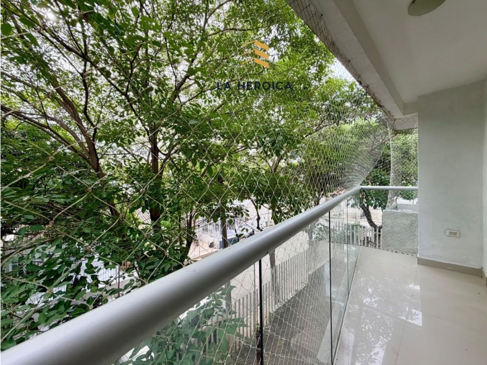 VENDEMOS APARTAMENTO EN COUNTRY CLUB HOUSE — foto 3