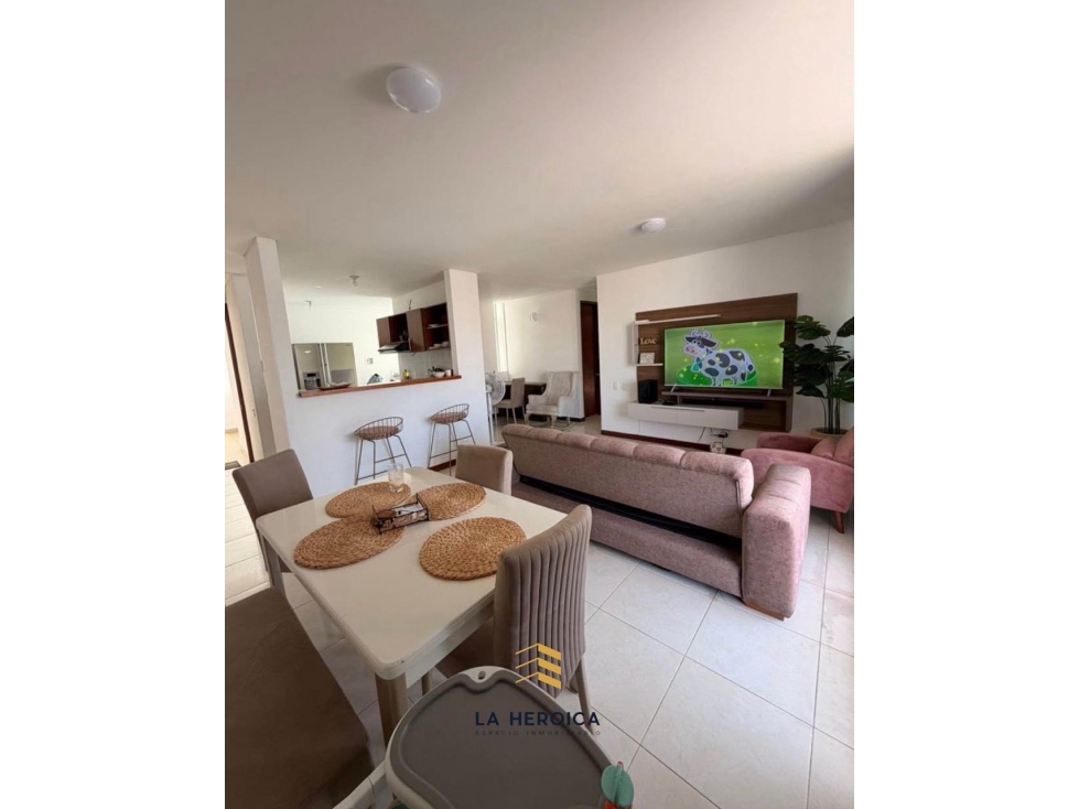 VENDEMOS APARTAMENTO EN EL PIE DE LA POPA