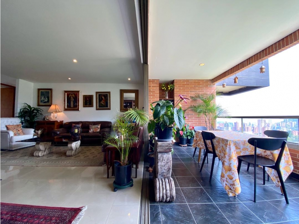 VENDEMOS APARTAMENTO HERMOSA VISTA EN EL POBLADO - LOMA LOS GONZALEZ