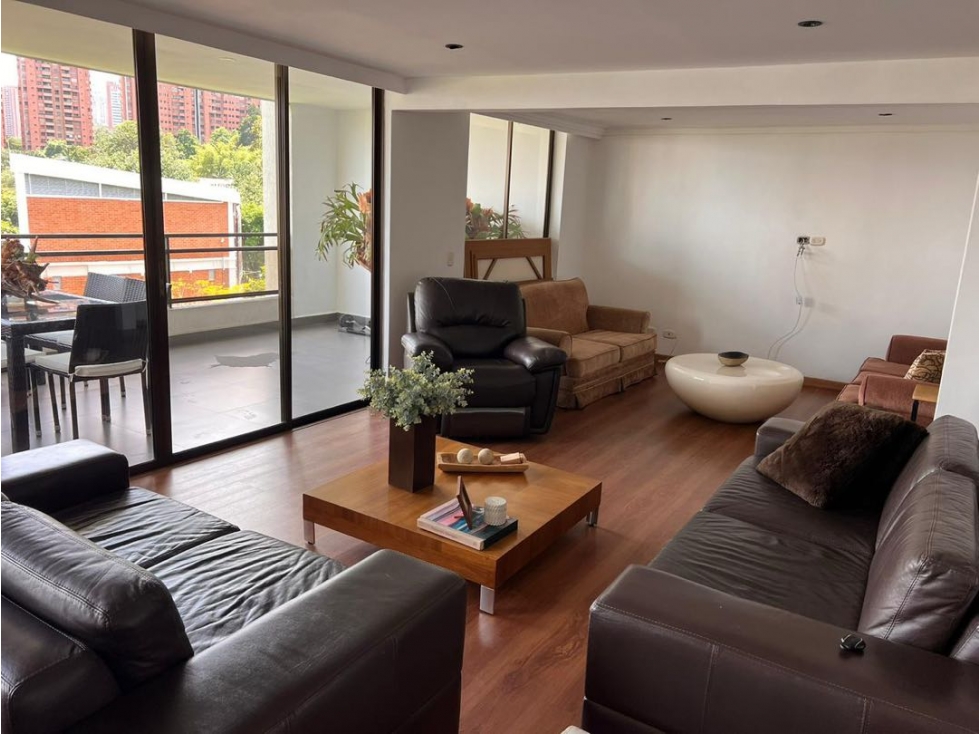 VENDEMOS APARTAMENTO EN EL POBLADO - LOS BALSOS — foto 4